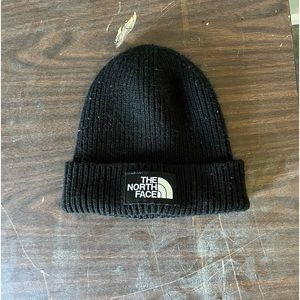 Black North Face Beanie